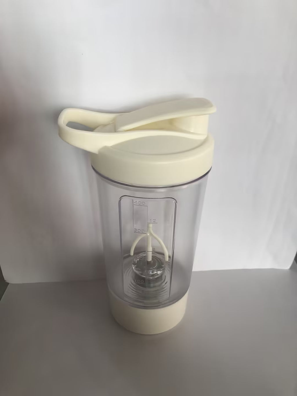 Rechargeable Mixer Bottle – Blend Protein, Coffee, or Supplements
