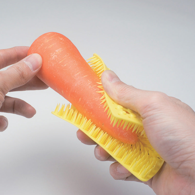 Smart Kitchen Brush – Cleans Every Crevice, in Carrots and Colanders